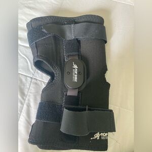 Black Knee Support